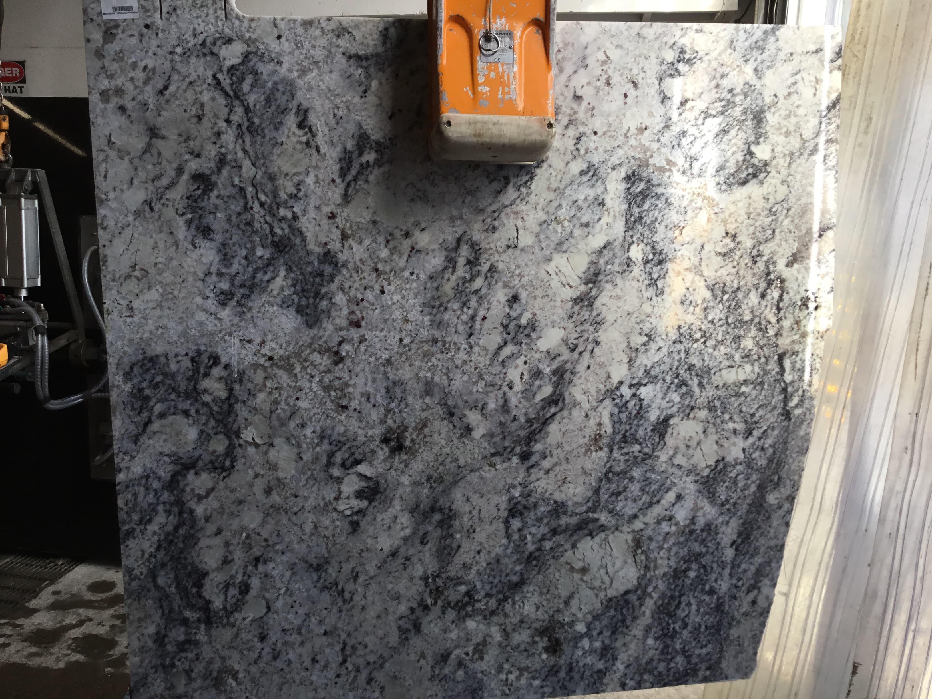White Ice Polished 3CM, piece 10296-2.R1.R1
