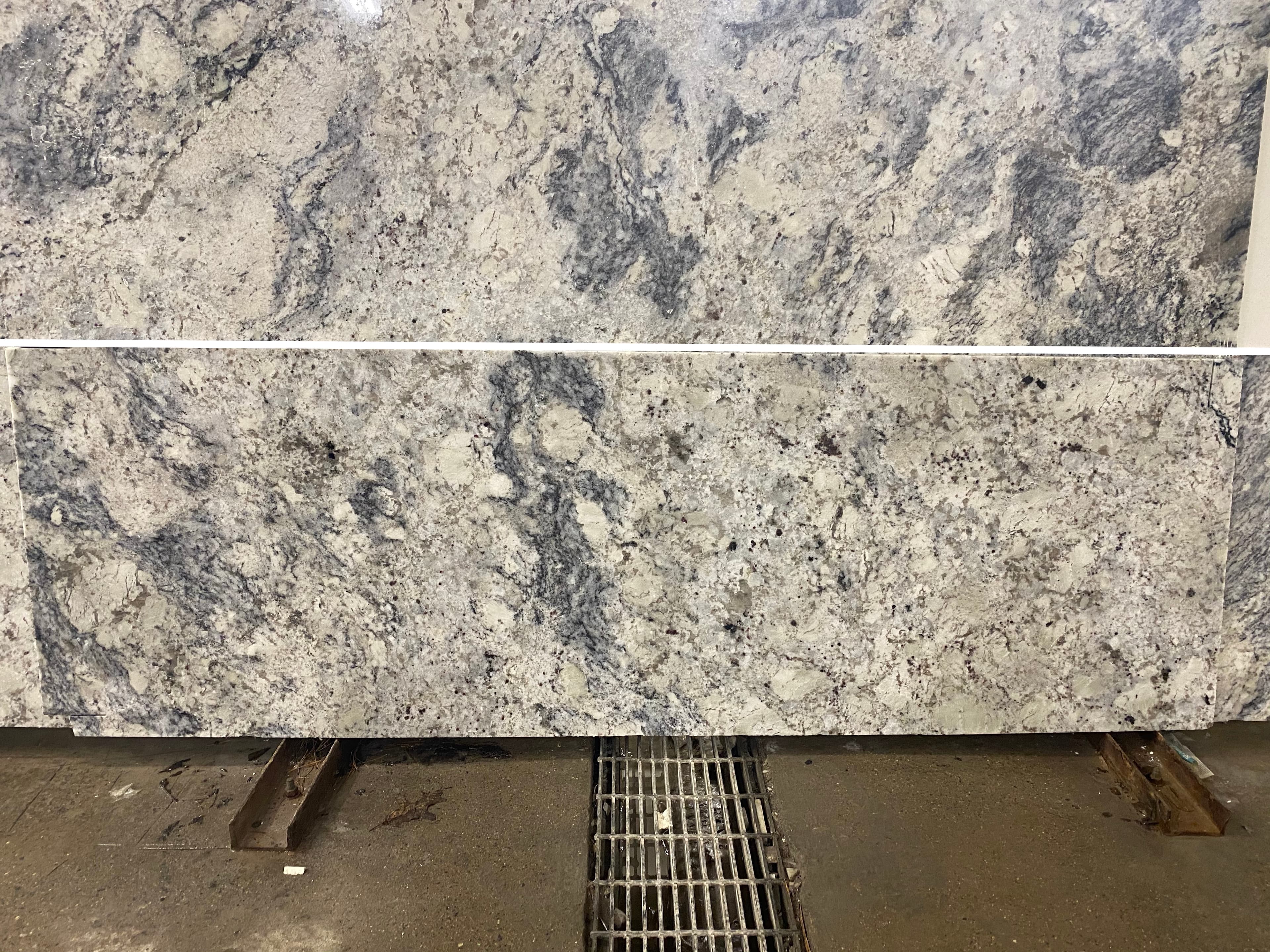 White Ice Polished 3CM, piece 10296-1.R1